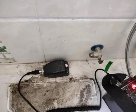 汕头市屋顶漏水维修公司分享下卫生间漏水的危害及解决方法
